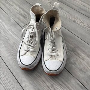 Converse Run Star Hike Hi Platform Smeakers - 9